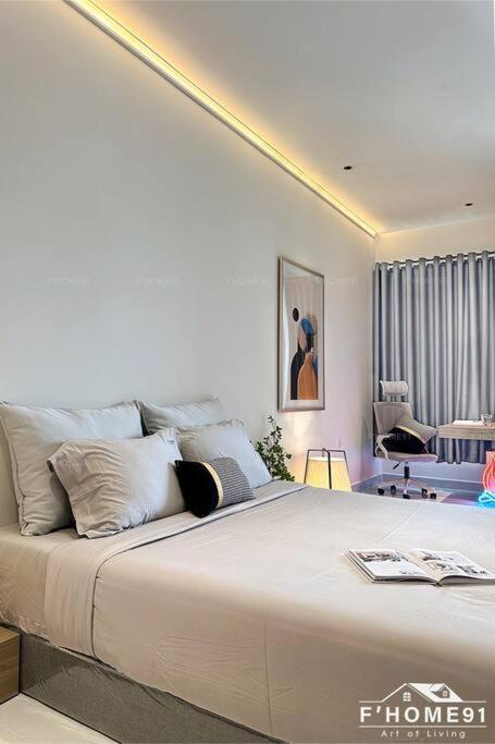Modern, Cozy Near Bui Vien Walking St-soho Ho Chi Minh City